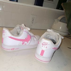 Lightly used af1, custom painted.